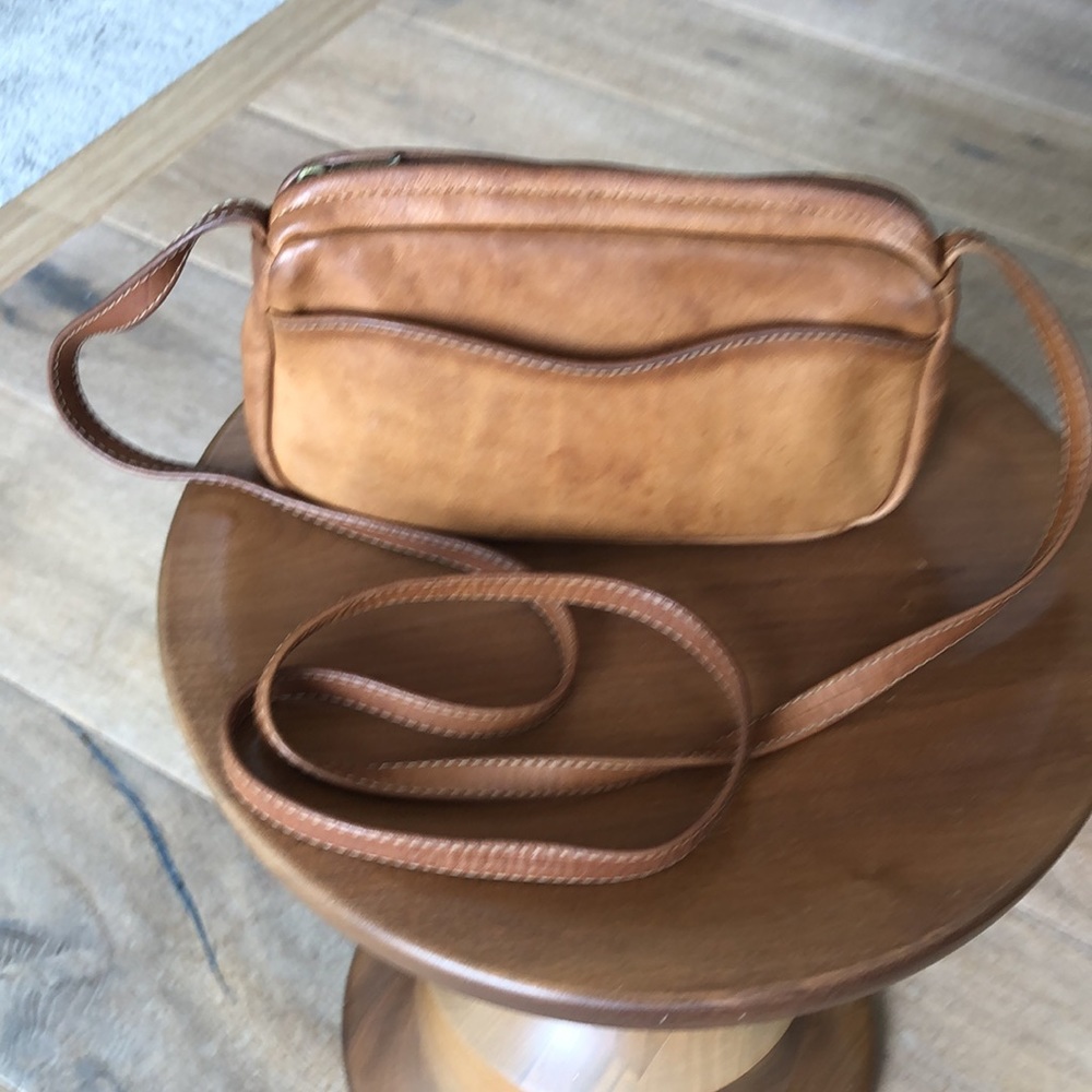 Modern Leather Designs Crossbody Bag